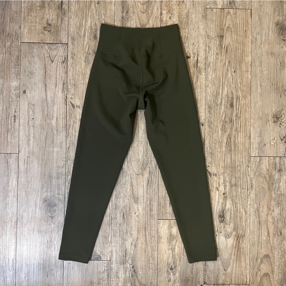 Aerie Offline Ribbed Leggings Size: Small - Picture 3 of 5